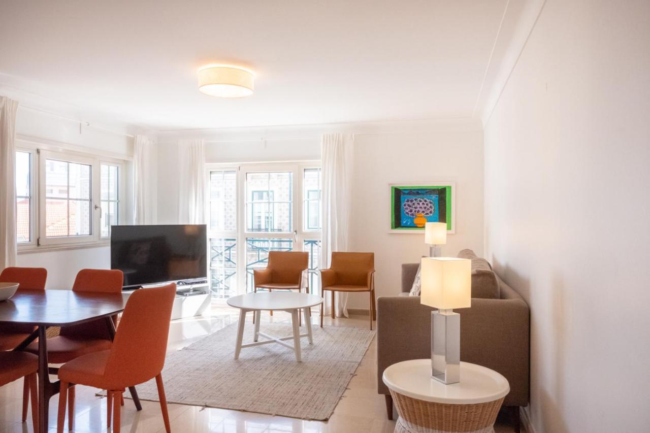 Stylish Apartment With Parking By Lovelystay Lizbona Zewnętrze zdjęcie