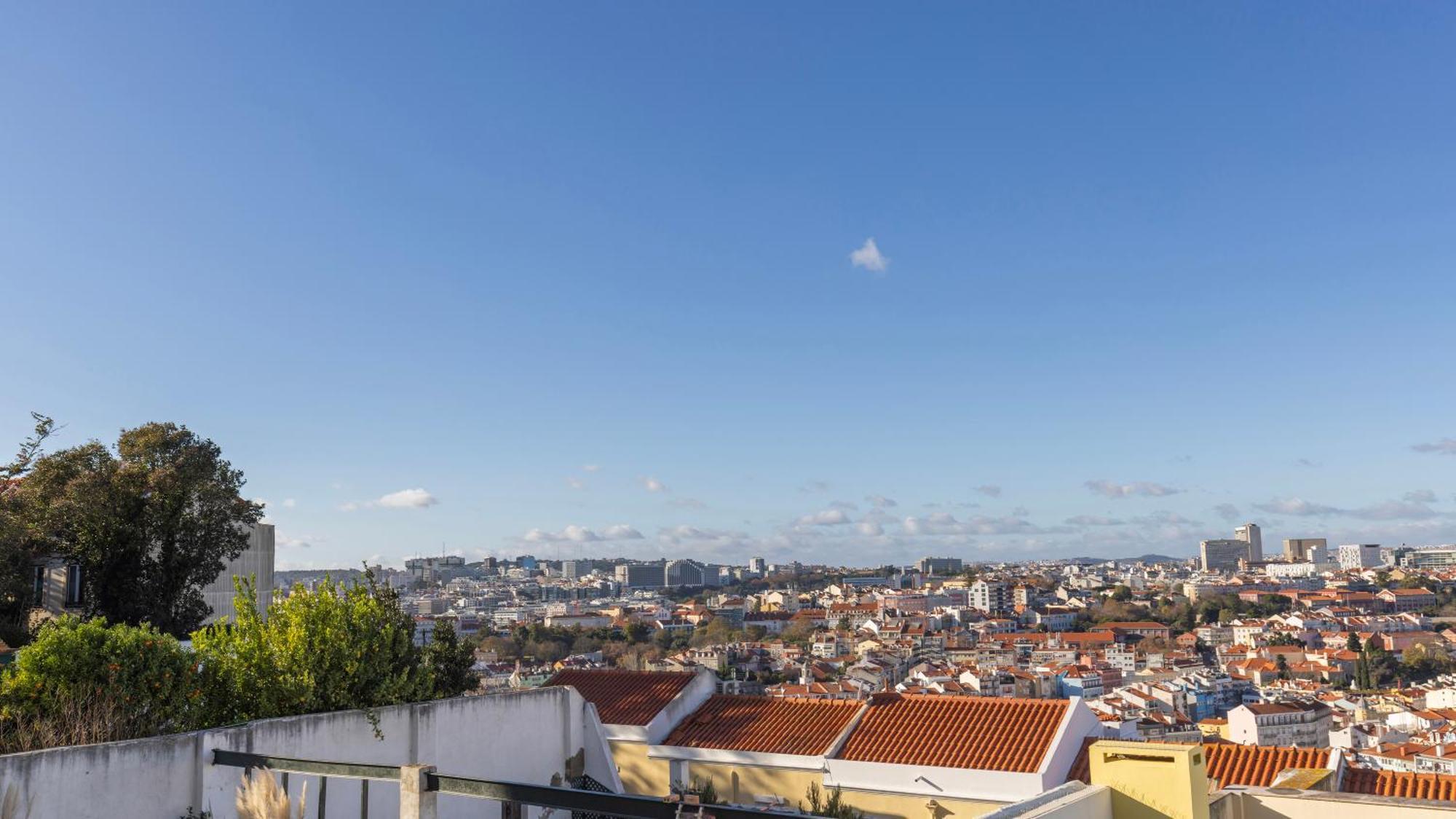 Stylish Apartment With Parking By Lovelystay Lizbona Zewnętrze zdjęcie