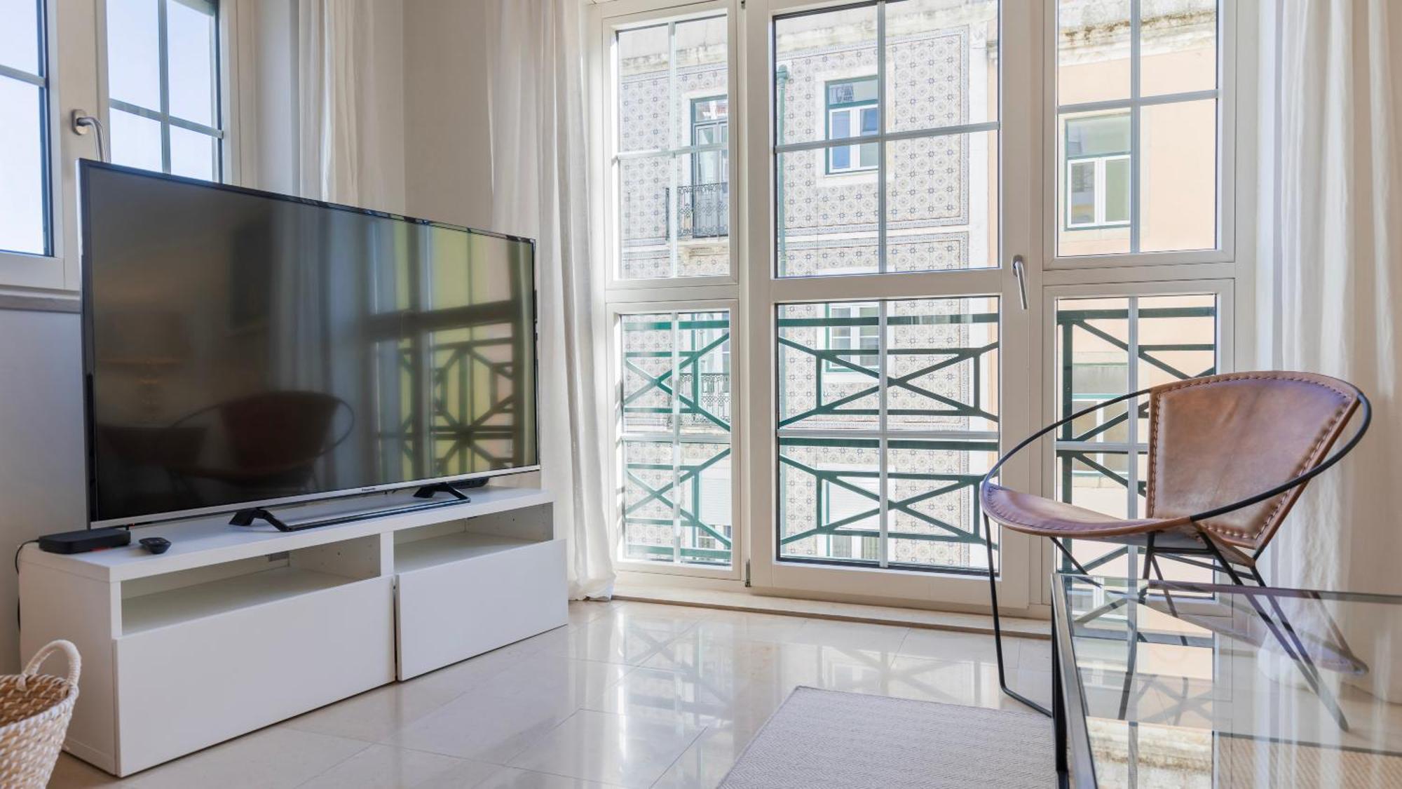 Stylish Apartment With Parking By Lovelystay Lizbona Zewnętrze zdjęcie
