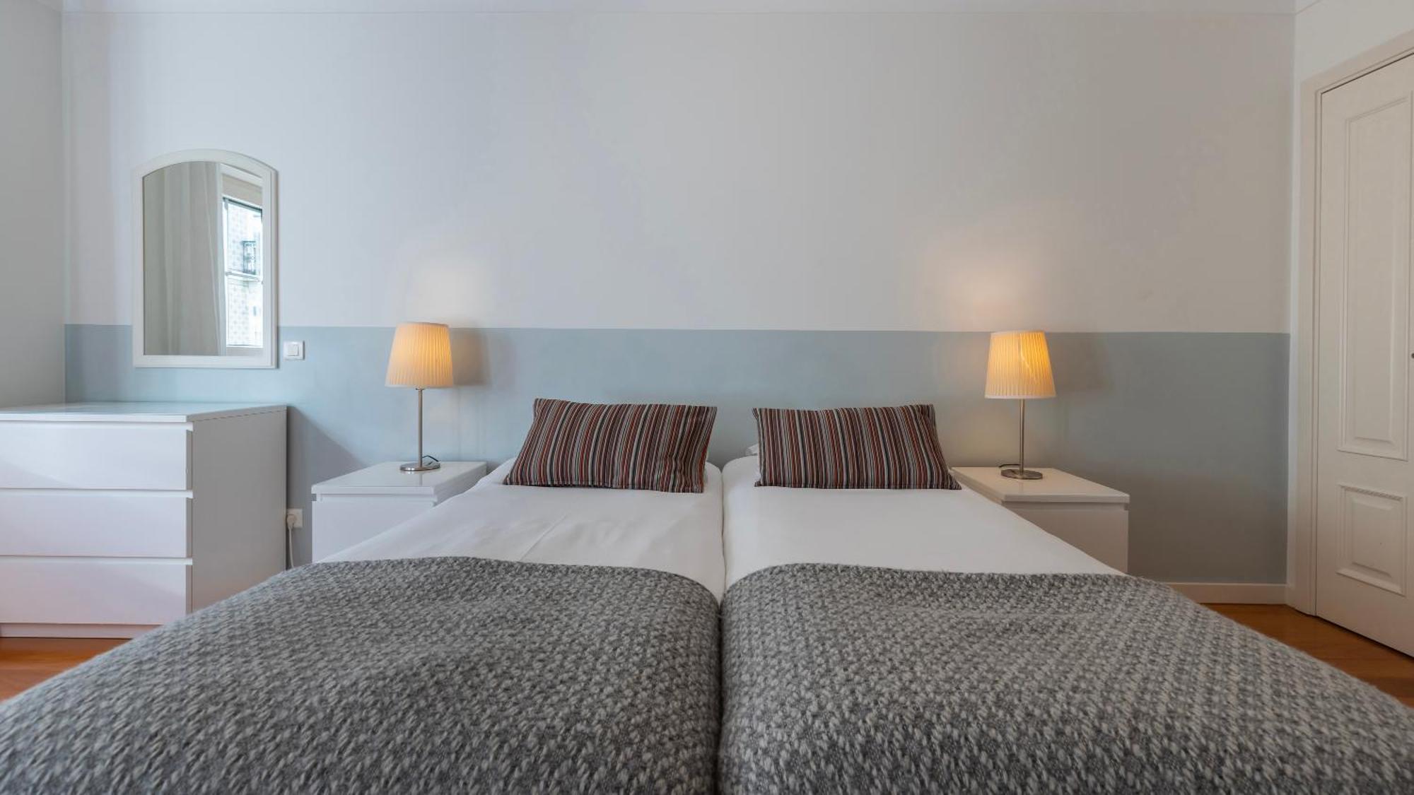 Stylish Apartment With Parking By Lovelystay Lizbona Zewnętrze zdjęcie