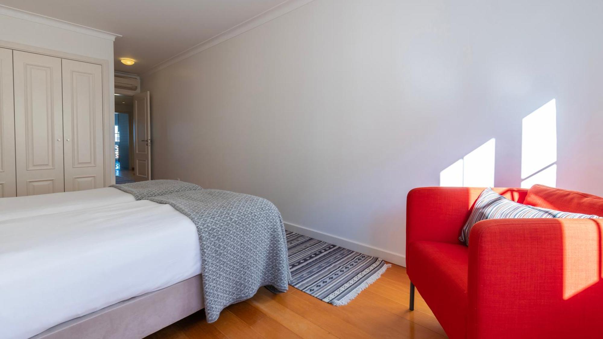 Stylish Apartment With Parking By Lovelystay Lizbona Zewnętrze zdjęcie