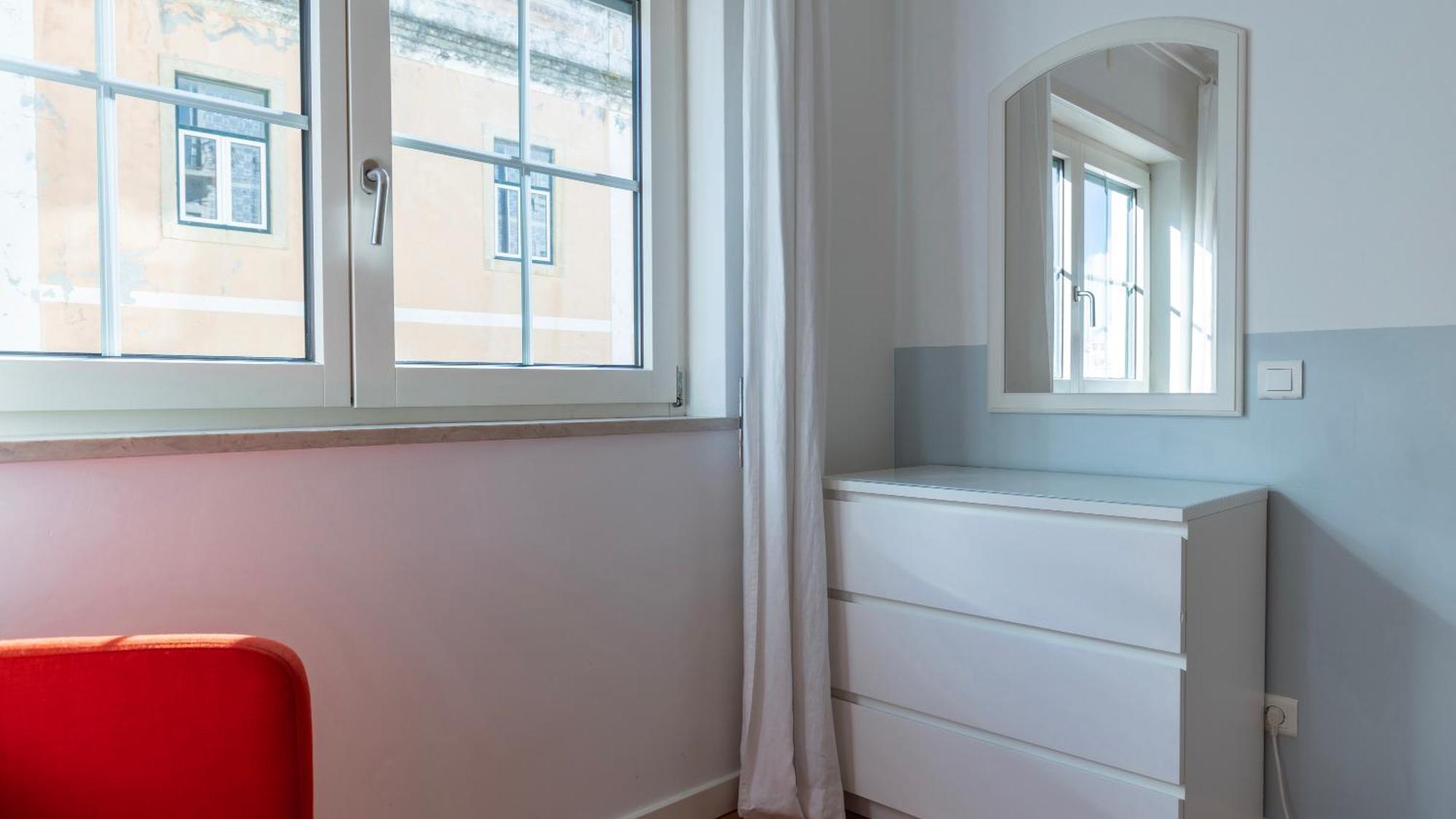 Stylish Apartment With Parking By Lovelystay Lizbona Zewnętrze zdjęcie